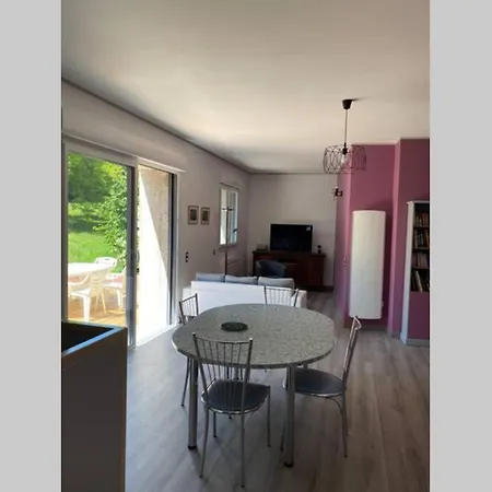 De La Blanche Cote アパート *