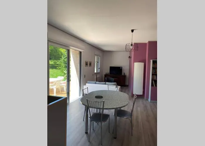 De La Blanche Cote アパート *